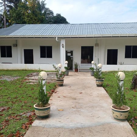 Sukau Tomanggong View Bed & Breakfast Luaran gambar